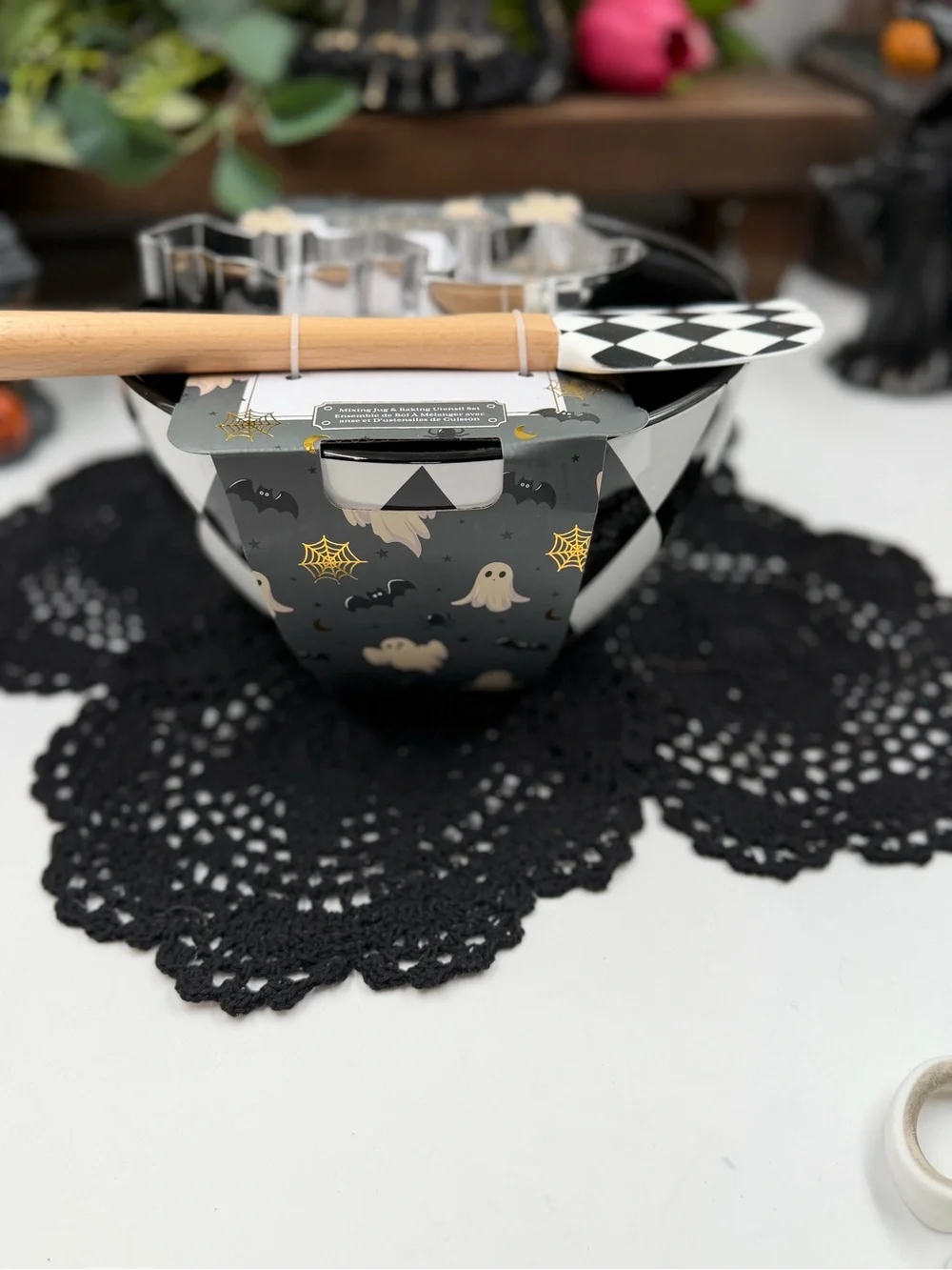 the bakeshop halloween mixing bowl spatula cookie cutter set